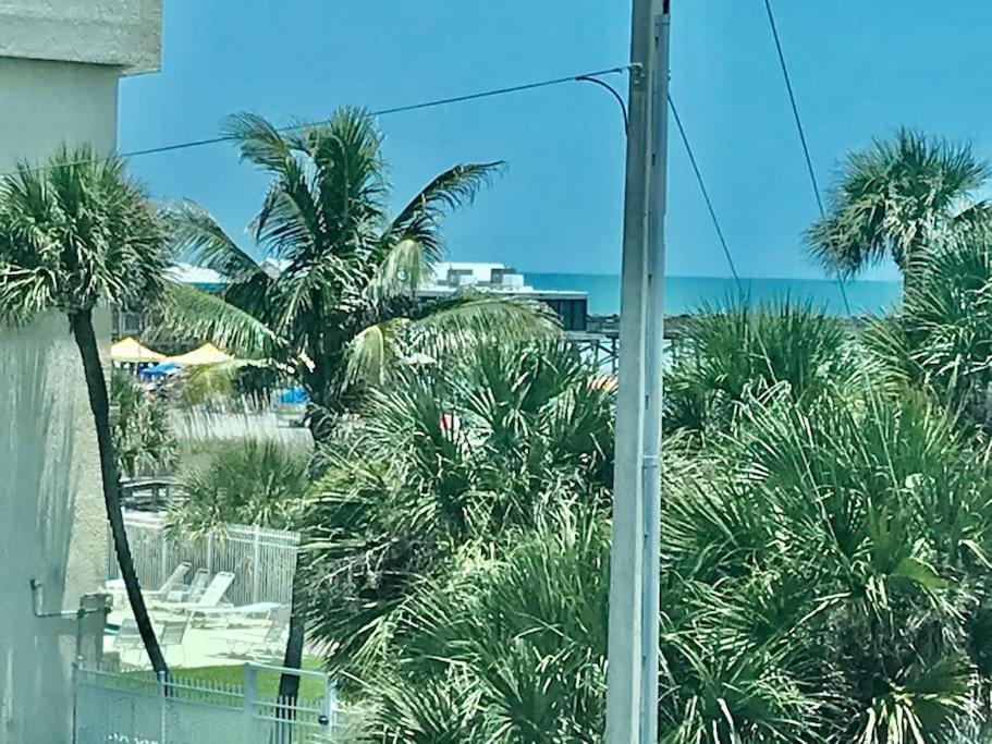Condo By The Sea! Какао-Бич Экстерьер фото
